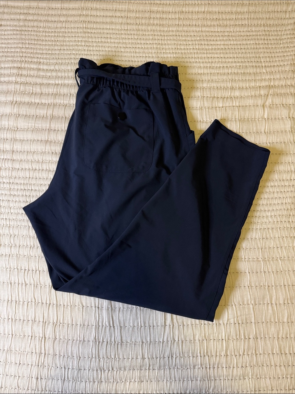 Athleta Women's Straight-Leg Pants in Navy Black